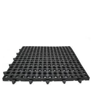 Cobra Africa's MK3 drainage mat.